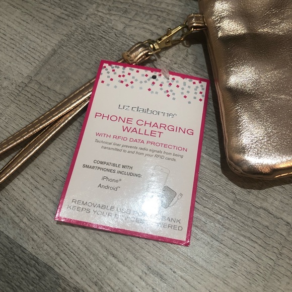 NWT LIZ CLAIBORNE Phone Charging Wallet - Picture 4 of 10